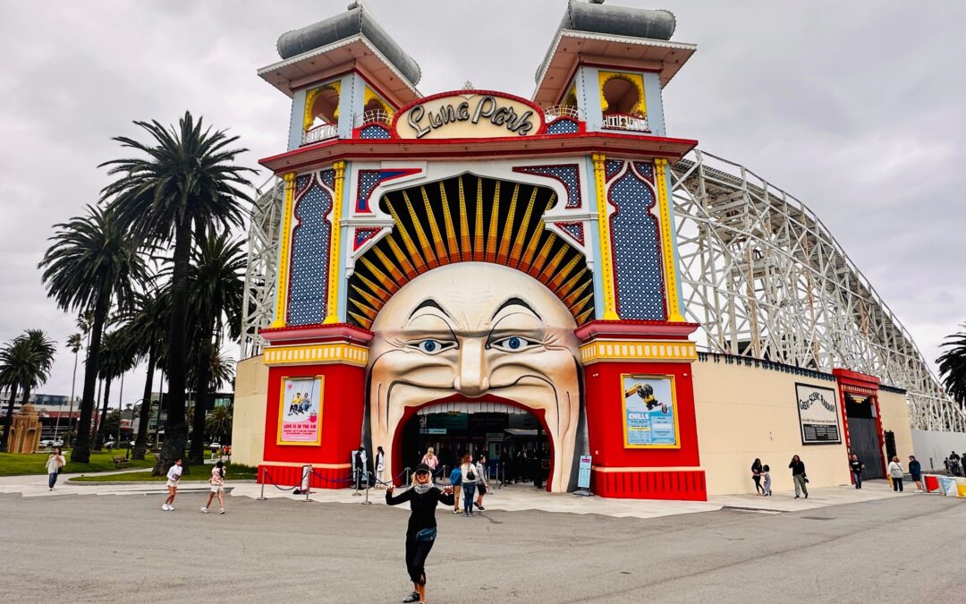 MELBOURNE… ‘I’ll Have A Chai Latte With That’!